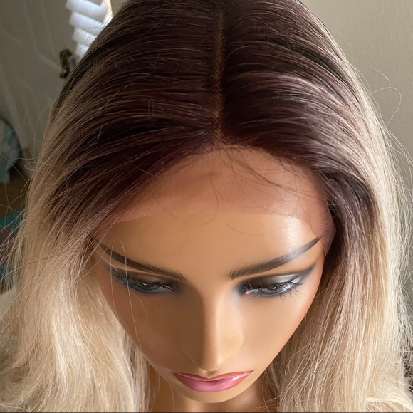 Lace Front Natural Blonde Rooted wig - Picture 2 of 5